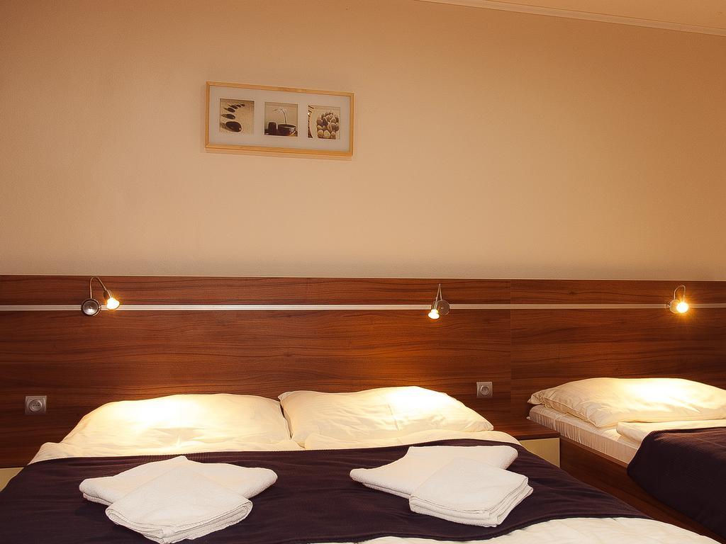 Penzion Fortune Dunajská Streda Zimmer foto