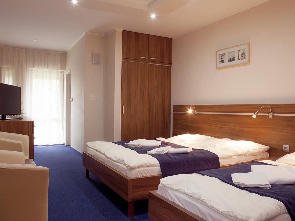 Penzion Fortune Dunajská Streda Zimmer foto