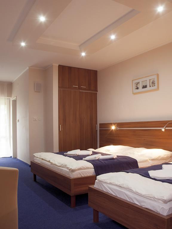 Penzion Fortune Dunajská Streda Zimmer foto